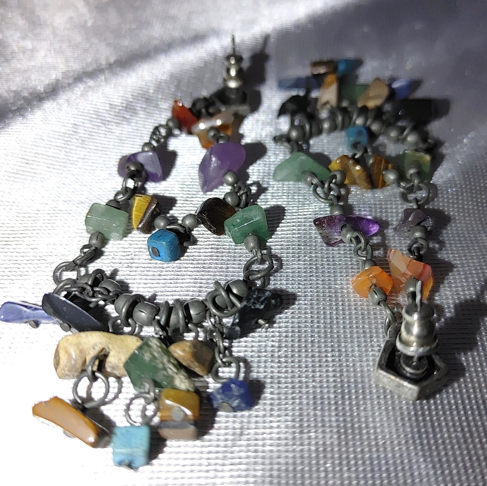 Earthey semi-precious stone dangle earrings - Picture 6 of 6